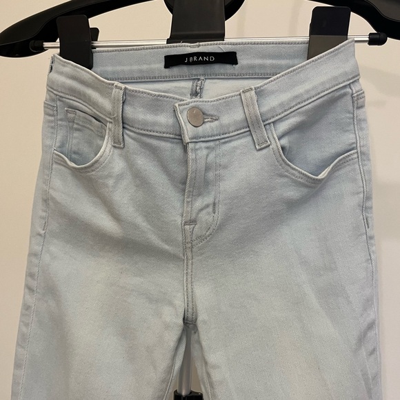 JBrand 835 Mid Rise Crop in Laser Beam Destruct - Picture 8 of 10